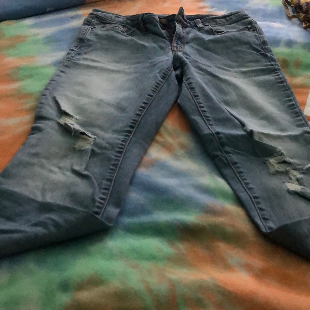 Universal Thread Jeans, Size 4 - Picture 4 of 4